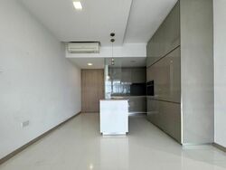 J Gateway (D22), Condominium #445588221